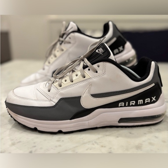 Nike Men's White and Grey Air Max, size 13 - Picture 2 of 9